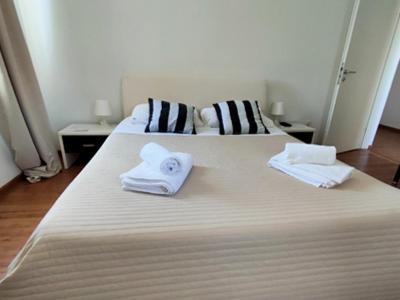 Guest House Adria 2 Primošten Екстериор снимка